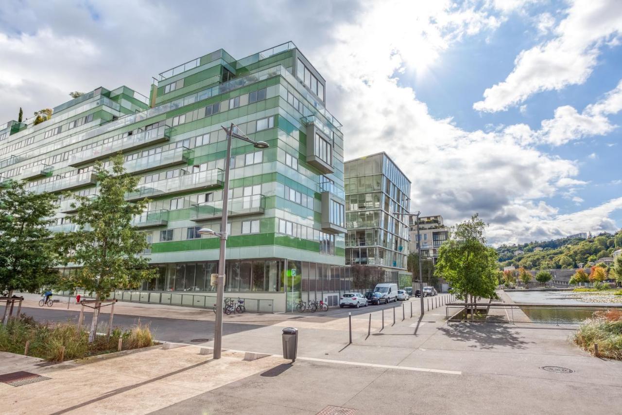 Lyon Confluence - Duplex Au Calme Avec Parking Prive En Option Leilighet Eksteriør bilde