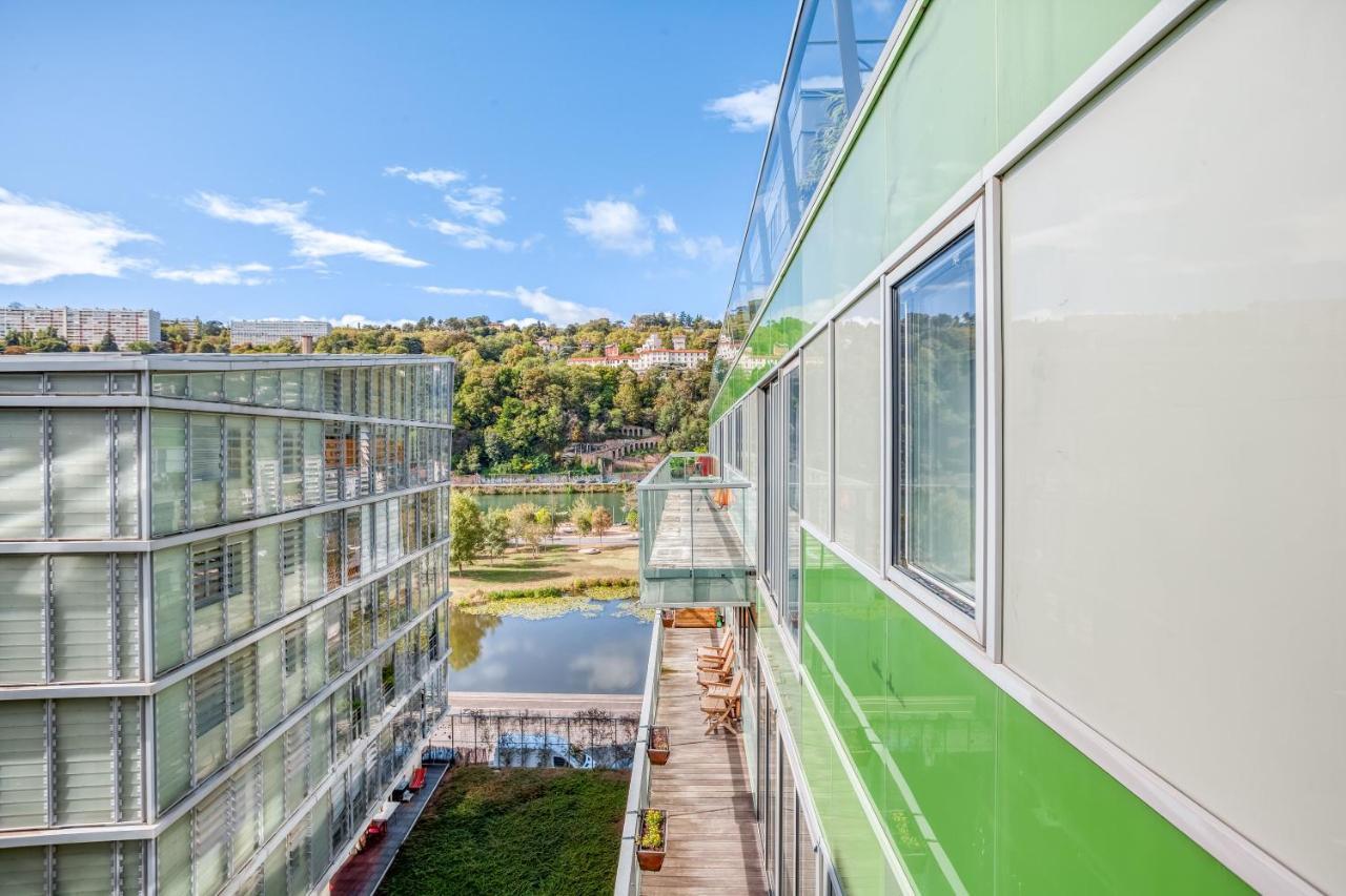 Lyon Confluence - Duplex Au Calme Avec Parking Prive En Option Leilighet Eksteriør bilde
